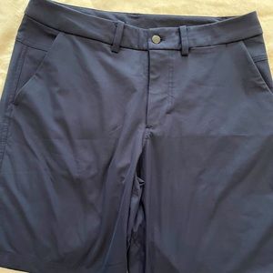 Lululemon ABC shorts navy like new size 32